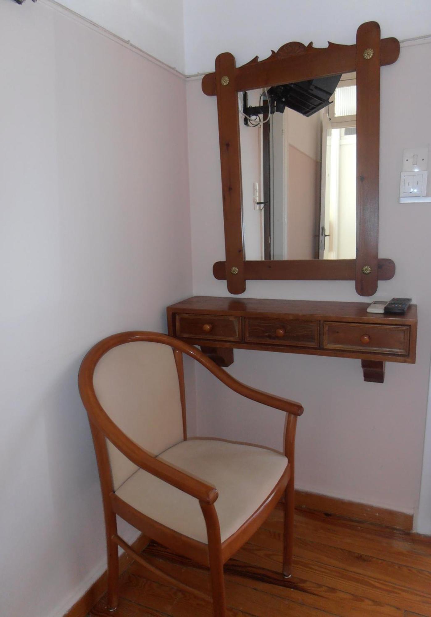 Hotel Bretagne Loutraki  Luaran gambar