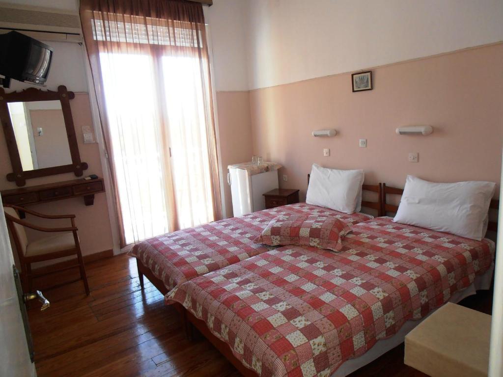 Hotel Bretagne Loutraki  Bilik gambar